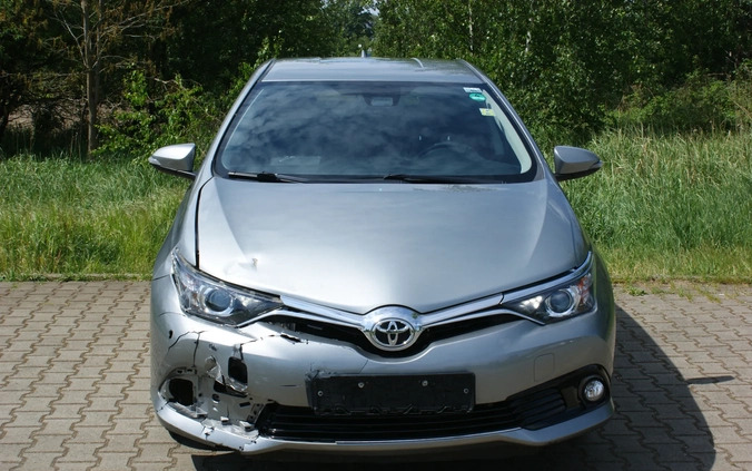 Toyota Auris cena 28300 przebieg: 95000, rok produkcji 2015 z Wrocław małe 79